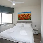 公寓 Palmove Luxurious Beachfront 拉纳卡