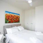 Palmove Luxurious Beachfront 拉纳卡