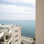 Palmove Luxurious Beachfront 拉纳卡