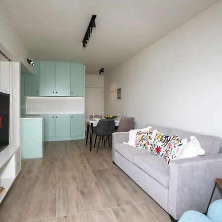 Palmove Luxurious Beachfront * Larnaca