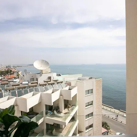 Palmove Luxurious Beachfront *