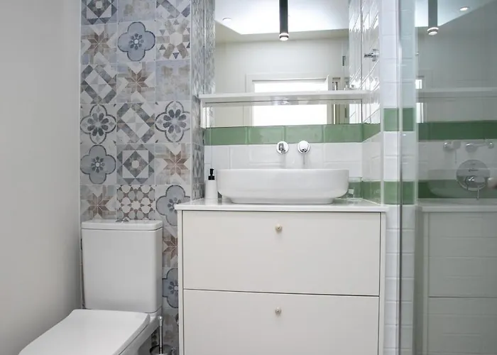 Palmove Luxurious Beachfront Apartamento *